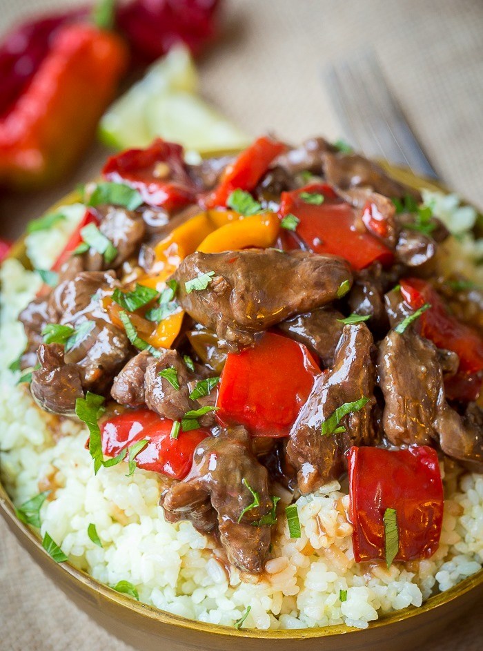 Spicy Slow Cooker Beef & Bell Pepper - Lazy Oven