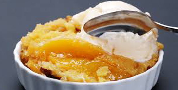 Very Simple And Crazy-Delicous Crock Pot Peach Cobbler