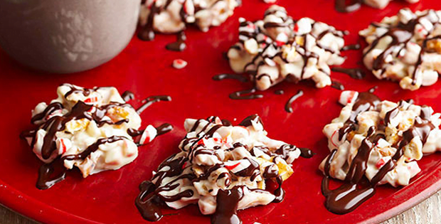 Holiday Slow Cooker Peppermint Pretzel Candies [VIDEO]