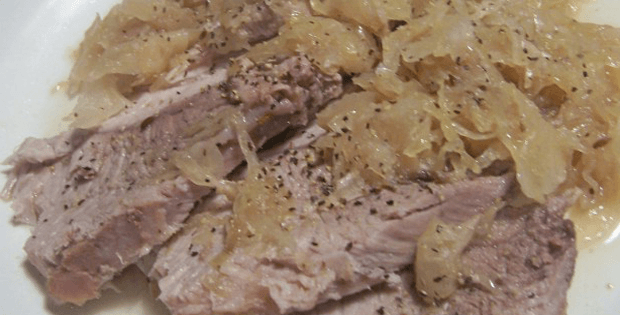 Tender Slow Cooker Pork And Sauerkraut [VIDEO]