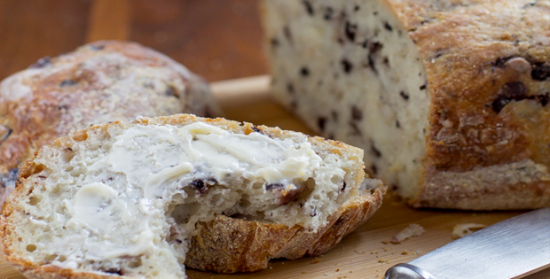 Easy Slow Cooker Olive Parmesan Bread