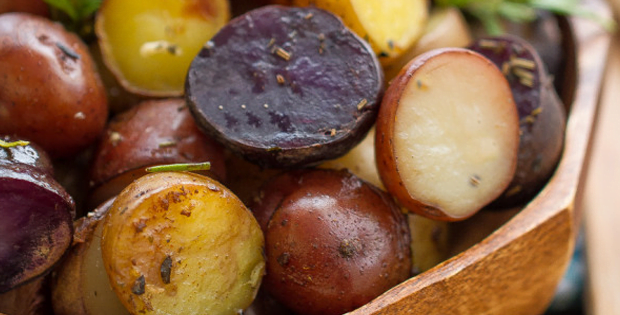 A Festive Slow Cooker Garlic Rosemary Tri-Color Potatoes