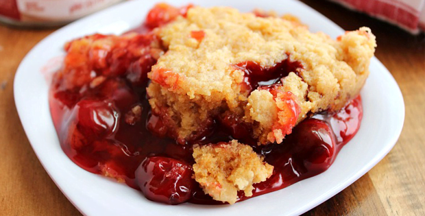 A Slow Cooked Fruity Delight: Cheery Cherry Dessert