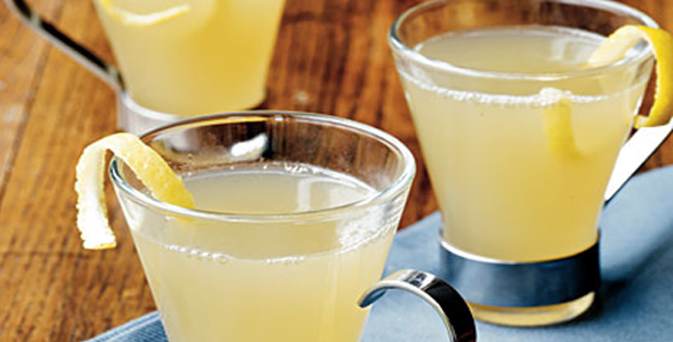 A Very Light Slow Cooked Ginger-Lemon Hot Toddies