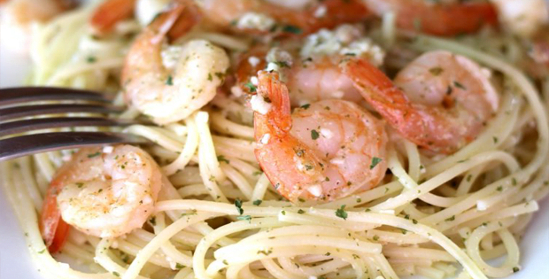 Get Crocking With This Slow Cooker Shrimp Scampi [VIDEO]
