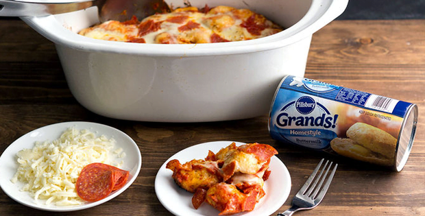 A Crowd-Pleasing Pepperoni Pizza Slow Cooker Bubble-Up Bake