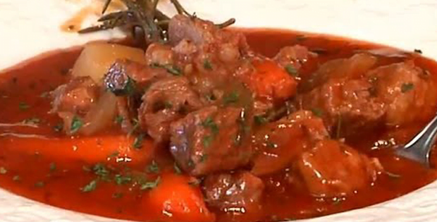 A Fancy And Delish Slow Cooked Beef In Red Sauce