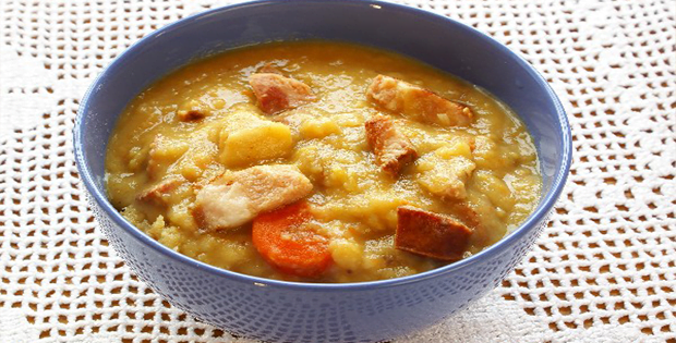 Slow Cooker Split Pea Sausage Soup