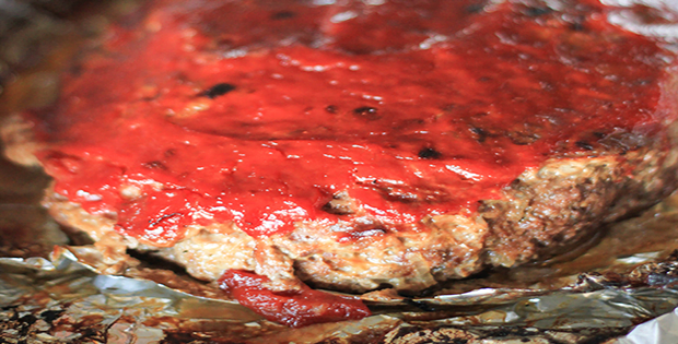 An All-American Classic Slow Cooker Meatloaf