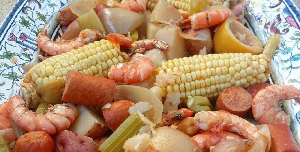 Slow Cooker Cajun Country Boil